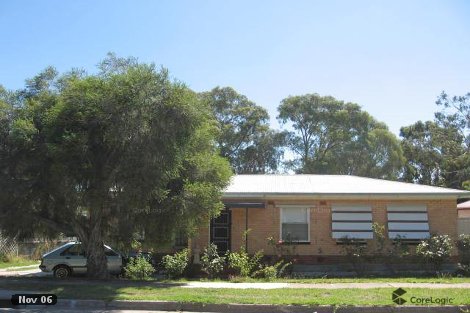 4 Goodes Rd, Ridgehaven, SA 5097