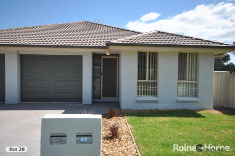 43 Candlebark Cl, West Nowra, NSW 2541