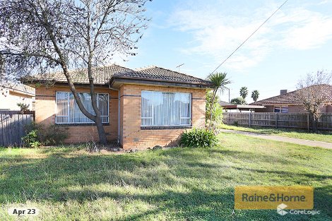 63 Station Rd, Melton South, VIC 3338