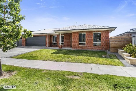 15 Topaz Ave, White Hills, VIC 3550