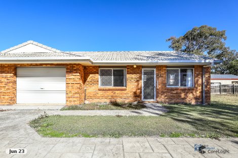 2/9 Furness Cres, Warwick, QLD 4370