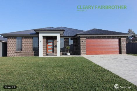 31 Darling St, Eglinton, NSW 2795