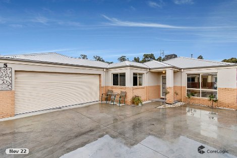 5 Edgewater Cl, Eaglehawk, VIC 3556