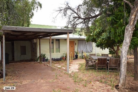 1 Saint Mary St, Isisford, QLD 4731