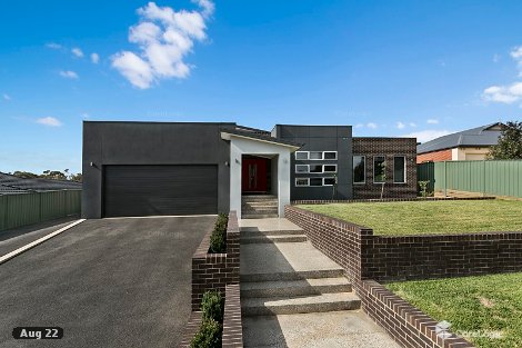 21 Janelle Dr, Maiden Gully, VIC 3551