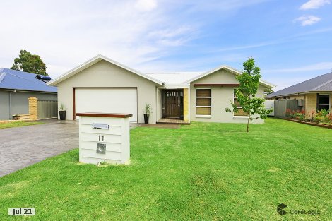 11 Cornwall Cl, South Nowra, NSW 2541