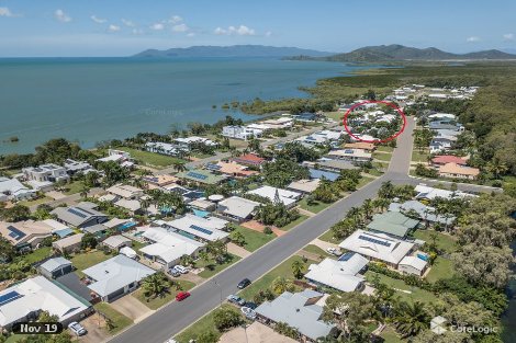 1 Pacific Ave, Bushland Beach, QLD 4818