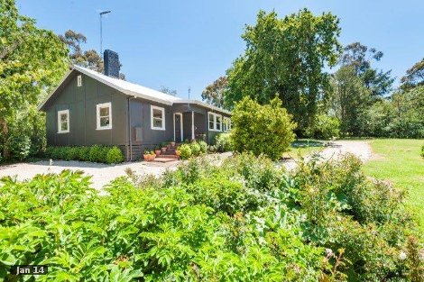 6 Cheniston Rd, Mount Macedon, VIC 3441