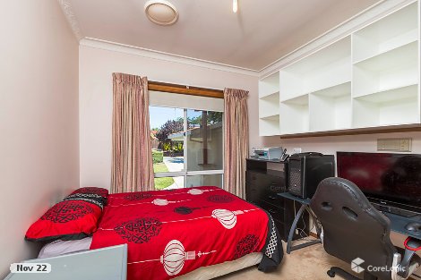 8 Ashcroft Cres, Monash, ACT 2904