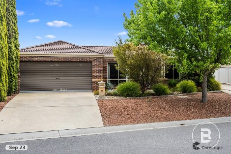 13 Elizabeth St, Kangaroo Flat, VIC 3555