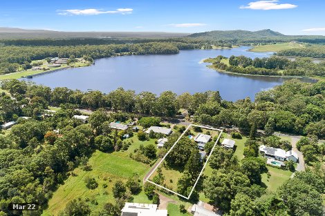 371 Lake Macdonald Dr, Lake Macdonald, QLD 4563