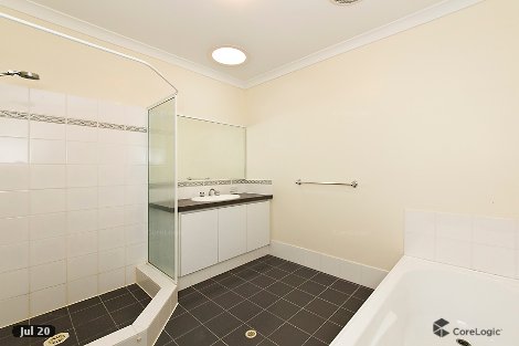 252a Huntriss Rd, Doubleview, WA 6018