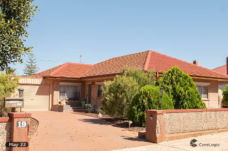 19 Mcintosh St, Whyalla Playford, SA 5600