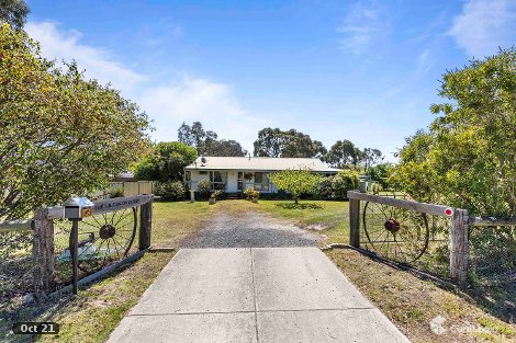 24 Berry St, Ballan, VIC 3342