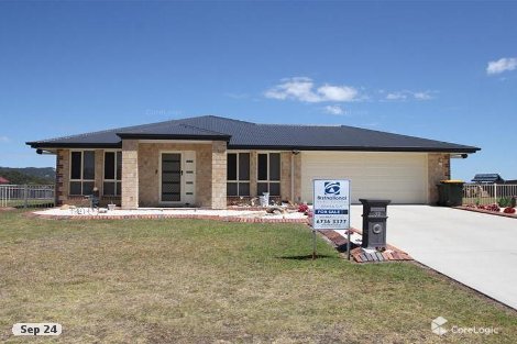 32 Parkes Dr, Tenterfield, NSW 2372