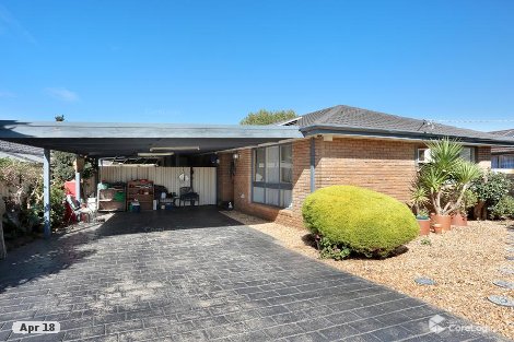 24 Bourke Rd, Melton South, VIC 3338