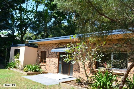 56 Waite St, Machans Beach, QLD 4878