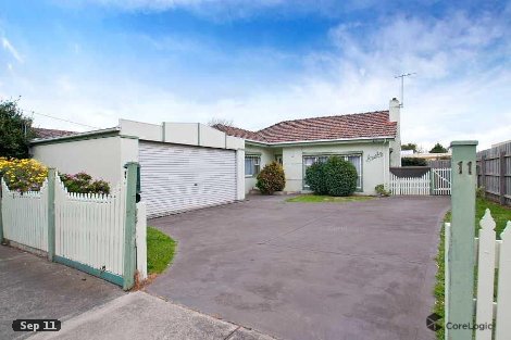 11 Finlay St, Frankston, VIC 3199