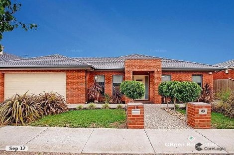 19 Edgecliff Cl, Taylors Hill, VIC 3037