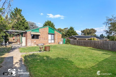 30 Campaspe Dr, Croydon Hills, VIC 3136