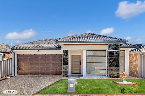 6 Luster Cct, Cranbourne South, VIC 3977