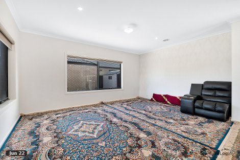 34 Parkhurst Dr, Cranbourne East, VIC 3977