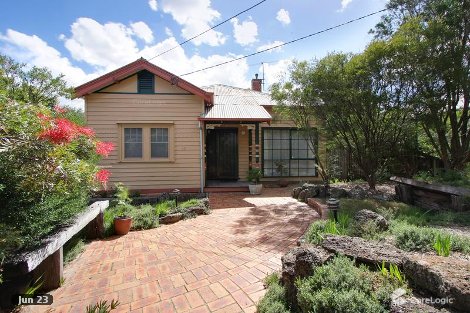 13 Donald St, Croydon, VIC 3136