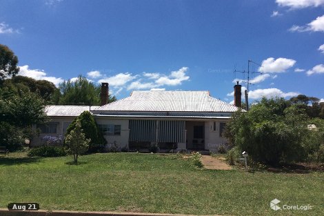 44 Dry St, Boorowa, NSW 2586