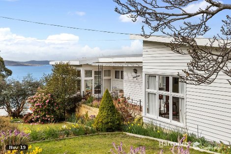 2 Stewart Cres, Taroona, TAS 7053