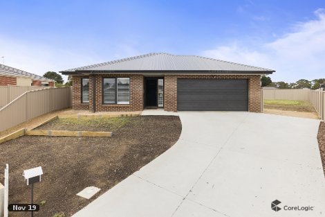 18 Fitch Ct, Ballan, VIC 3342