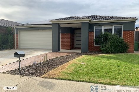 131 Park Orchard Dr, Pakenham, VIC 3810