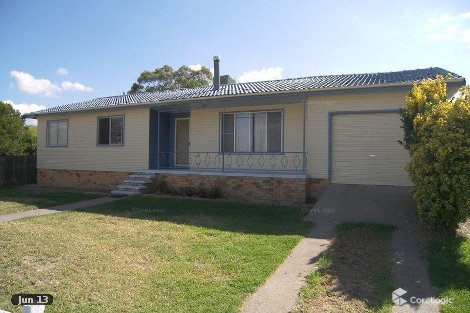 3 Pine St, Kootingal, NSW 2352