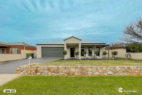 4 Moonah Ct, Swan Hill, VIC 3585