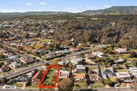 23 Gordon Cres, Seymour, VIC 3660