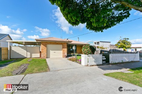 26 Carpenter St, Lakes Entrance, VIC 3909