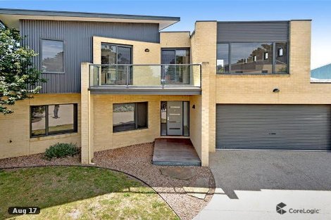 2/14 Bluff Rd, St Leonards, VIC 3223