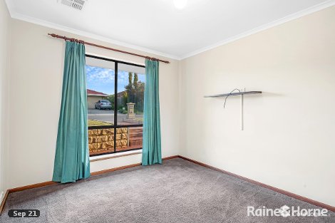 1 Julia Cres, Woodcroft, SA 5162