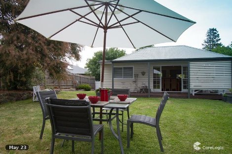 154 High St, Woodend, VIC 3442