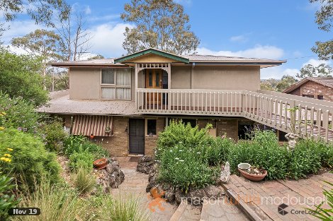 8 Pinnaroo Cl, Hurstbridge, VIC 3099