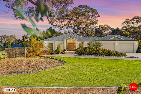 3 Hall Cres, Junortoun, VIC 3551