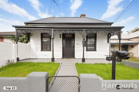 206 Neill St, Soldiers Hill, VIC 3350