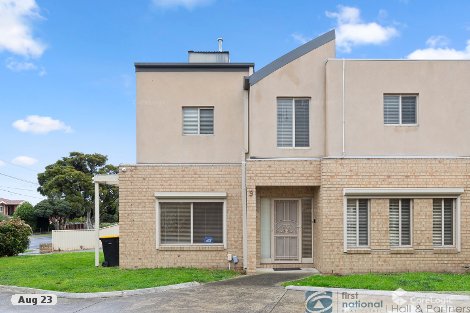 9/109-111 Mcfees Rd, Dandenong North, VIC 3175