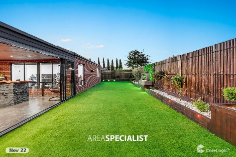 10 Baddeley Cct, Cranbourne North, VIC 3977