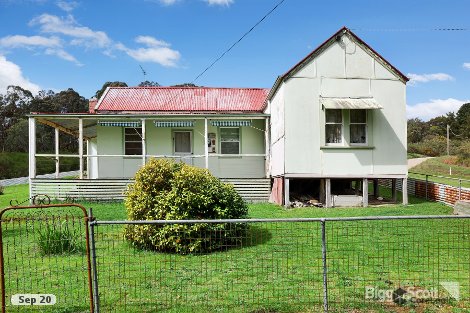 25 Lake Rd, Daylesford, VIC 3460