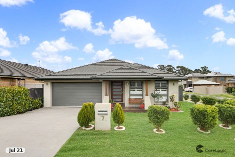 7 Carpenter St, Elderslie, NSW 2570