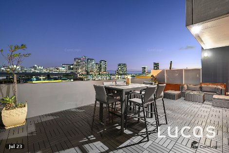 109/30 Newquay Prom, Docklands, VIC 3008