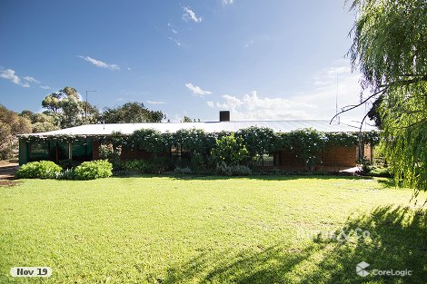 5404 Sturt Hwy, Cullulleraine, VIC 3496