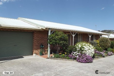 2/18 Russell St, Tumut, NSW 2720