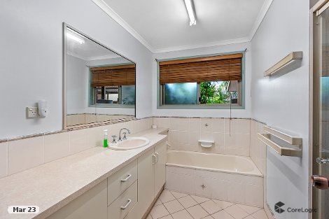 1 Edmonston Dr, Emerald, QLD 4720