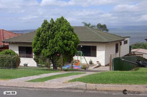 26 Buena Vista Ave, Lake Heights, NSW 2502